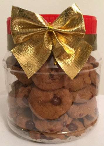 Signature Chocolate Chip Cookies